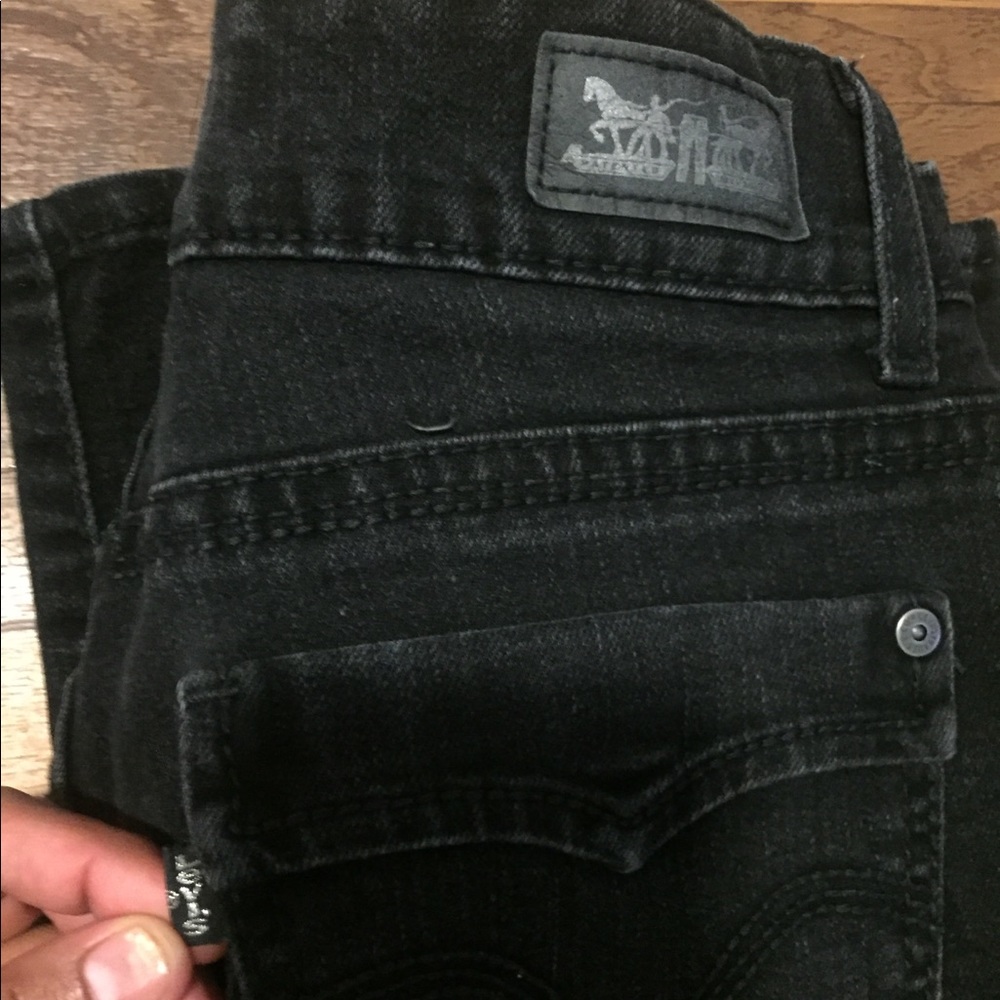 LEVI’S black jeans(30)
